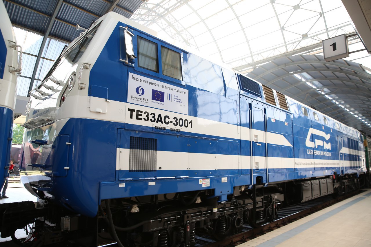 Întreprinderea de Stat ,,Calea Ferată din Moldova” (CFM)  s-a înnoit cu locomotive achiziționate din bani europeni. Primele 6 unități au ajuns în parcul întreprinderii la 14 iulie, iar altele șase locomotive sunt pe drum