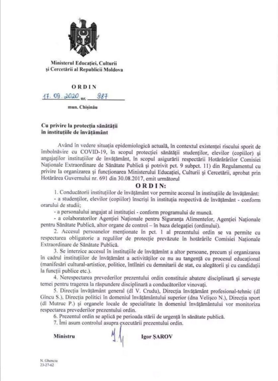 După istoria cu inaugurarea WC-ului, Ministrul Educației, Igor Șarov, interzice accesul în scoli politicienilor și a altor persoane care nu au legătură cu procesul de studii