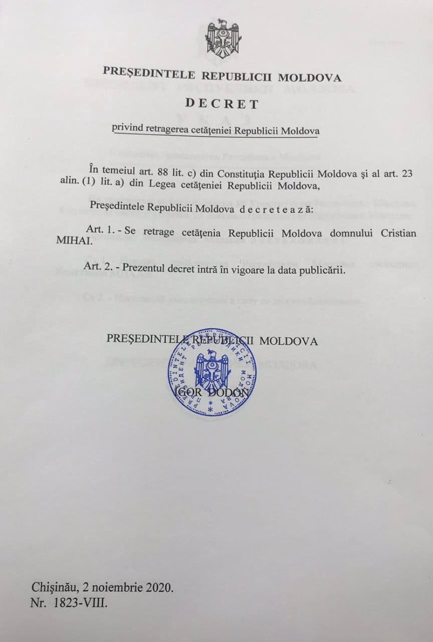 Motivul: Ar fi ascuns date pertinente care cad sub incidența art. 20 alin. (1) lit. c) din Legea cetățeniei Republicii Moldova și constituiau temei de refuz în acordarea cetățeniei Republicii Moldova
