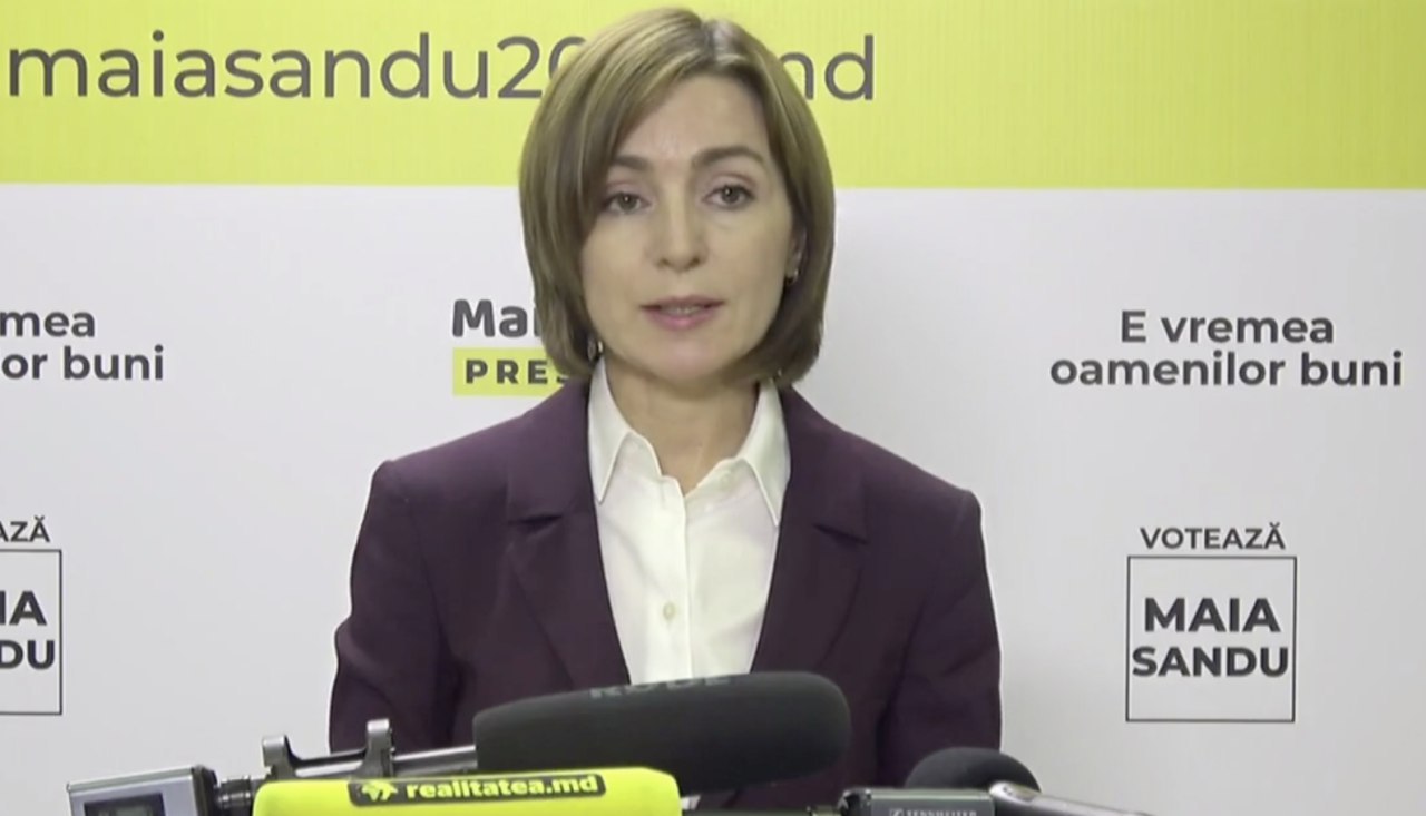 Totodată, Sandu a lăsat să se înțeleagă că nu va mai merge la dezbateri, după falsurile distribuite despre ea în spațiul public: "Am insistat să avem o dezbatere publică pe subiecte de interes național, combaterea corupției, soluții economice, etc. Când Dodon e chemat să dezbată idei, mai aruncă 3 minciuni într-o propoziție. Am decis să nu-i oferim această ocazie. Unica dezbatere care trebuie să o aibă el e la procuratură"