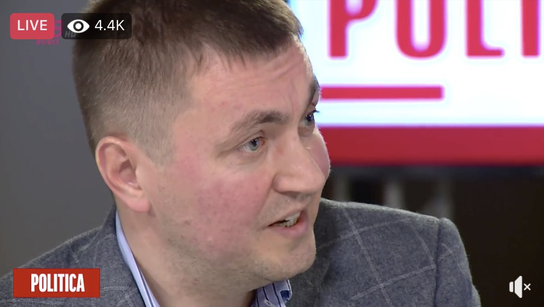 Mă întreb, oare de ce mai avem nevoie de Alexandru Stoianolgo în funcție? 😂