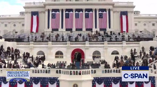 LIVE: La Washington DC, district împânzit de cca 25 de mii de militari și măsuri drastice de securitate, a început ceremonia de inaugurare a lui Joe Biden. În acest moment cântă fanfara, iar apoi urmează speech-urile de inaugurare