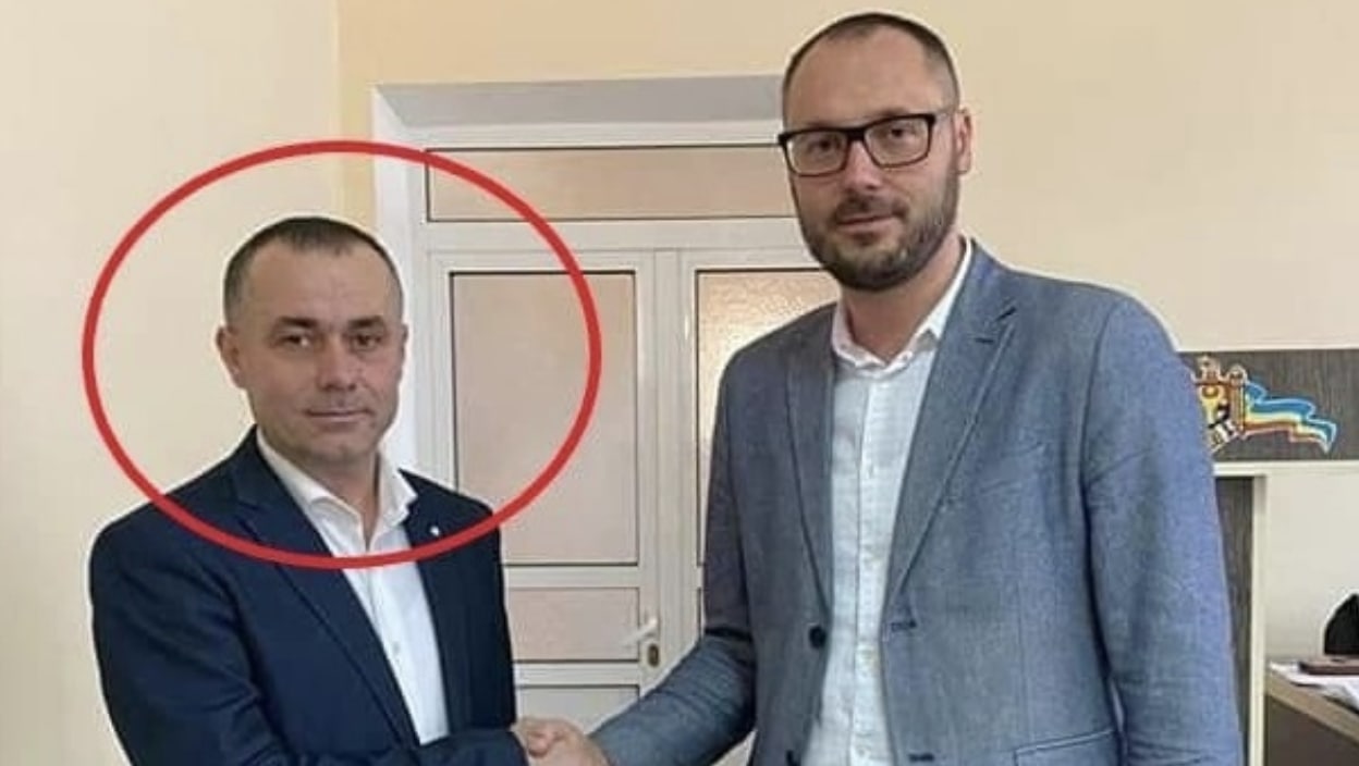 Reacția lui Catan: Au răscolit un dosar penal fabricat pe timpul regimului Plahotniuc pe numele meu. În acea perioadă, mulți antreprenori care nu erau de acord să dea mită slugilor lui Plahotniuc erau persecutaţi, intimidaţi, ameninţaţi cu închisoarea și controale abuzive. Presa finanțată din kulioacele lui Plahotniuc și Bahamas încearcă să ponegrească imaginea mea și a Partidului Acțiune și Solidaritate. Eu nu le voi voi oferi această satisfacție şi nu le voi comenta. Am decis să îmi retrag candidatura la funcția de deputat