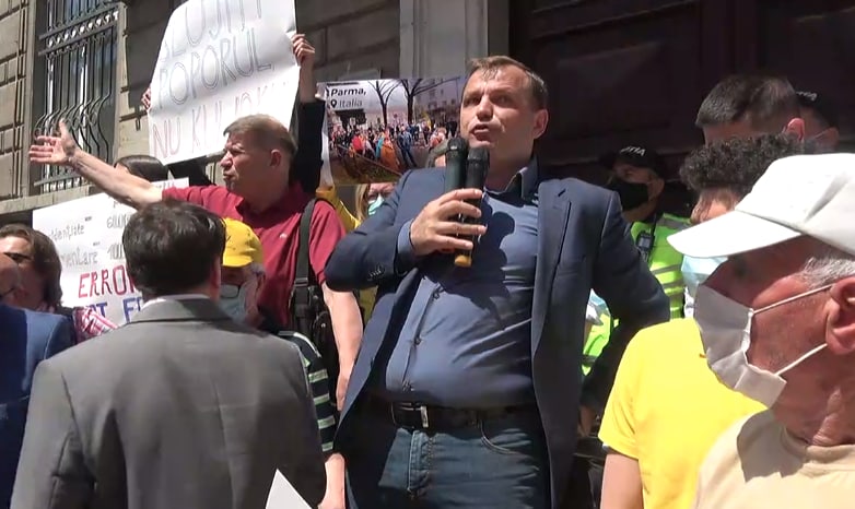 La protest sunt și liderii Platformei DA