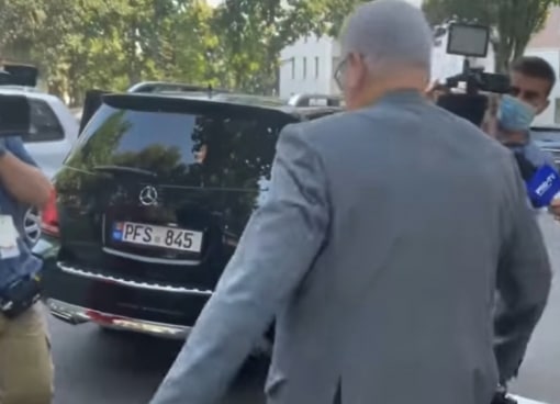 Voronin, asigurat cu un MERCEDES cumpărat din bani publici: „Acesta nu e confort… Asta eu trebuie să lucrez”