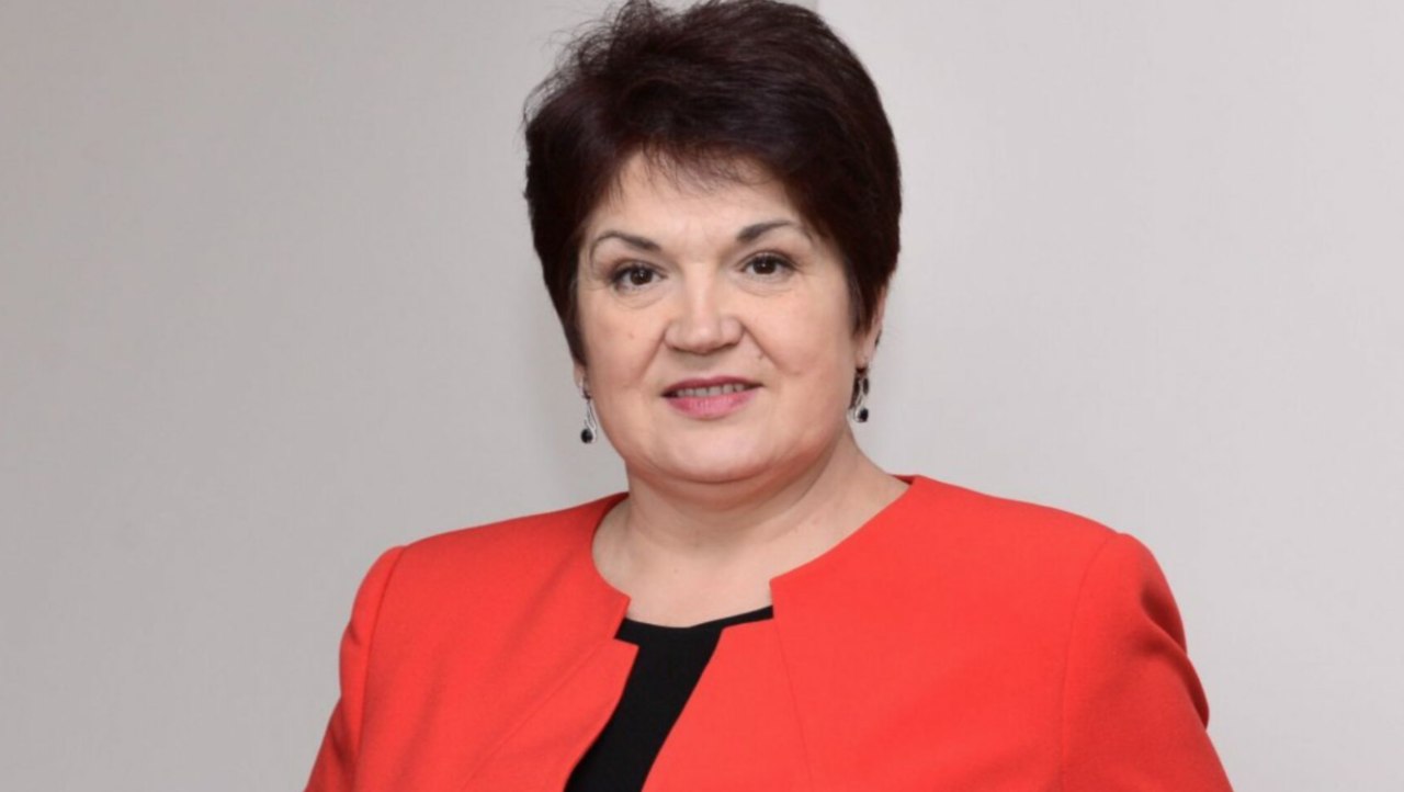 Ministerul Sănătății: În urma investigațiilor, s-a stabilit că angajarea dnei Valentina Buliga în funcția respectivă a fost realizată cu încălcări ale legislației în vigoare. Ordinul a fost anulat și a fost anunțat concurs