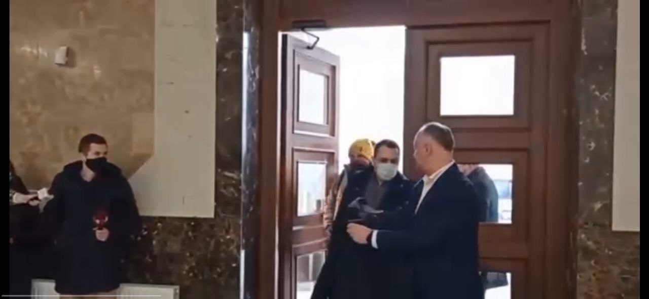 Igor Dodon s-a prezentat la PG, pentru a fi audiat în dosarul Energocom
