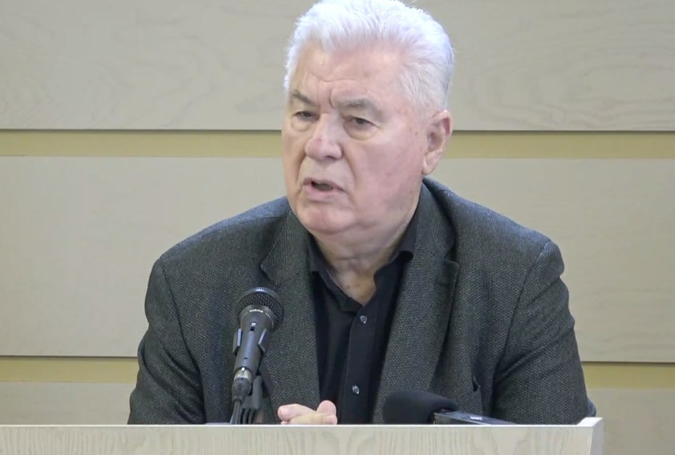 Vladimir Voronin, despre perchezițiile și arestările inițiate pe numele foștilor deputați comuniști: Pentru noi au fost o surpriză reținerile, nu am știut. (...) Trădarea nu se uită, nu se iartă și are consecințe (...) Noi o să susținem și o să colaborăm, dacă va fi necesar, cu organele de anchetă. (...) Vreau să vă amintesc de unde au început trădările - a început Marian Ilici