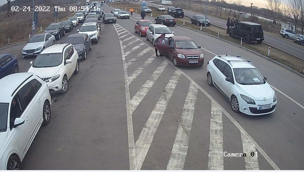 Vama Palanca. Se face coada de mașini pe sensul de întrare în R. Moldova