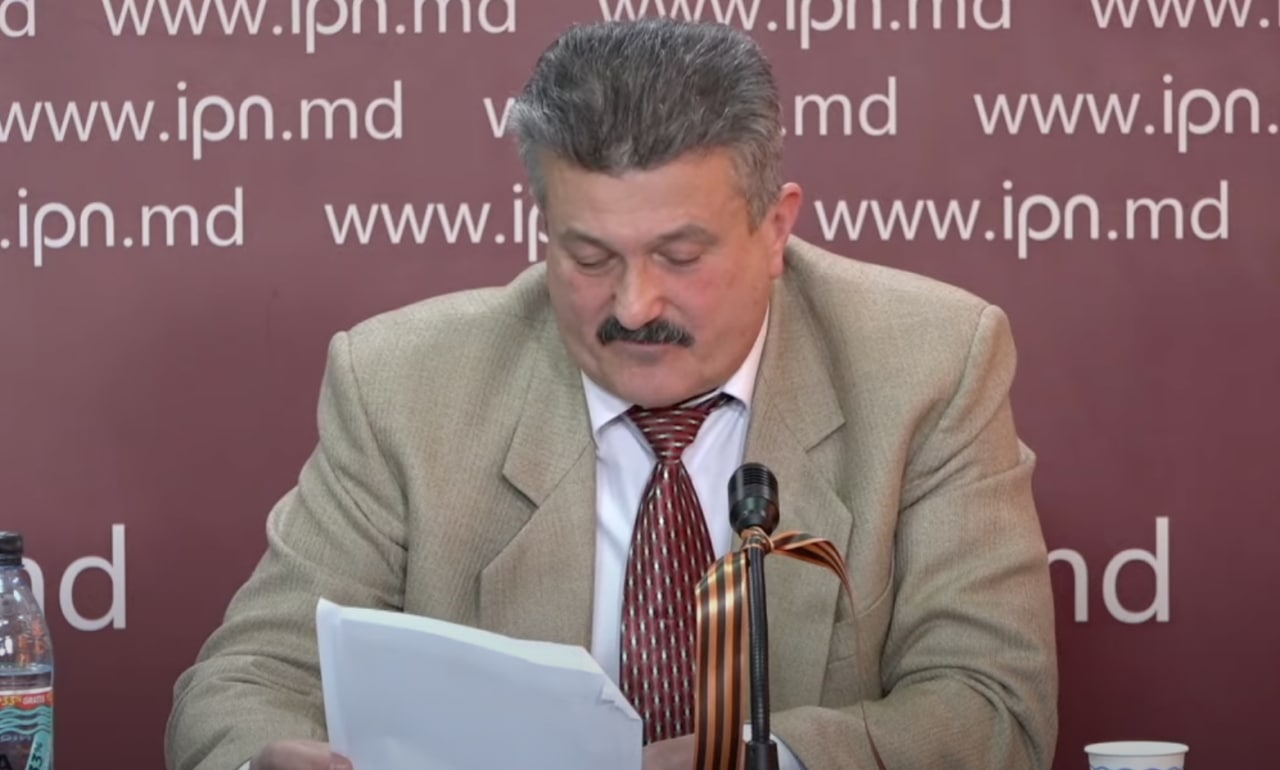 În replică, mai mulți reprezentanți ai societății civile cer SIS și Procuraturii pornirea unei cauze penale împotriva acestei acțiuni și, eventual - radierea acestei formațiuni politice
