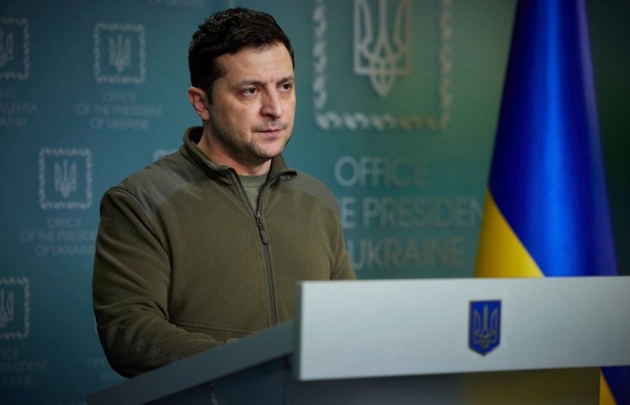 🇷🇴  Principalele declarații ale lui Zelensky în fața Parlamentului României: „Ucraina nu este singura țintă a Rusiei. Vor să atace Odesa și de acolo mai este un pas până în R. Moldova (...) Propagandiștii de stat din Rusia spun de mult timp că Moldova este o țintă pentru expansiunea rusă. De aceea, este fundamental să apărăm și independența, și statalitatea Moldovei. Acum se decide soarta Europei de Est. ”