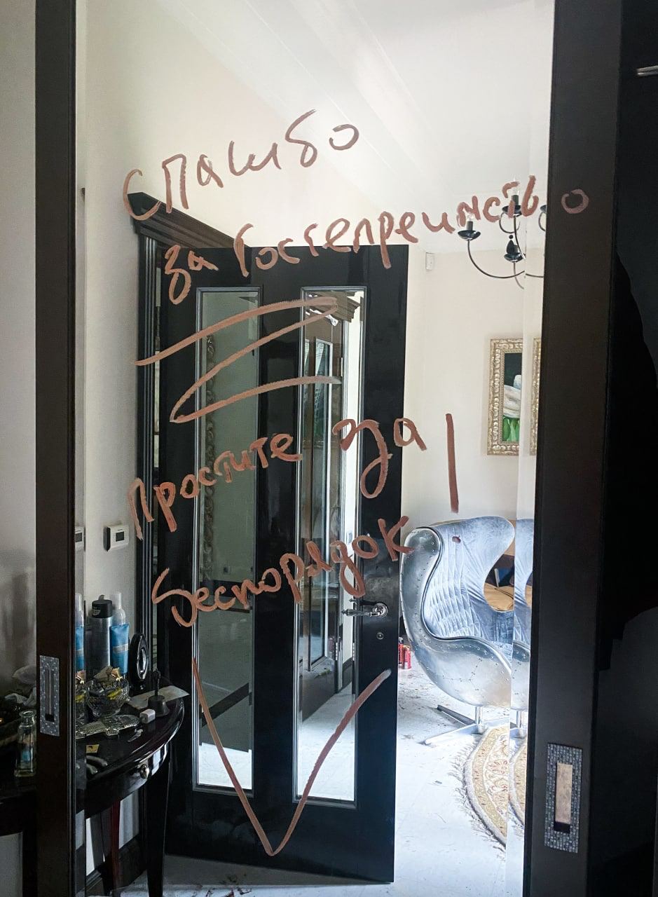 Galerie Foto: Casă din Irpeni, suburbie a Kievului, loc unde au stat "eliberatorii ruși"