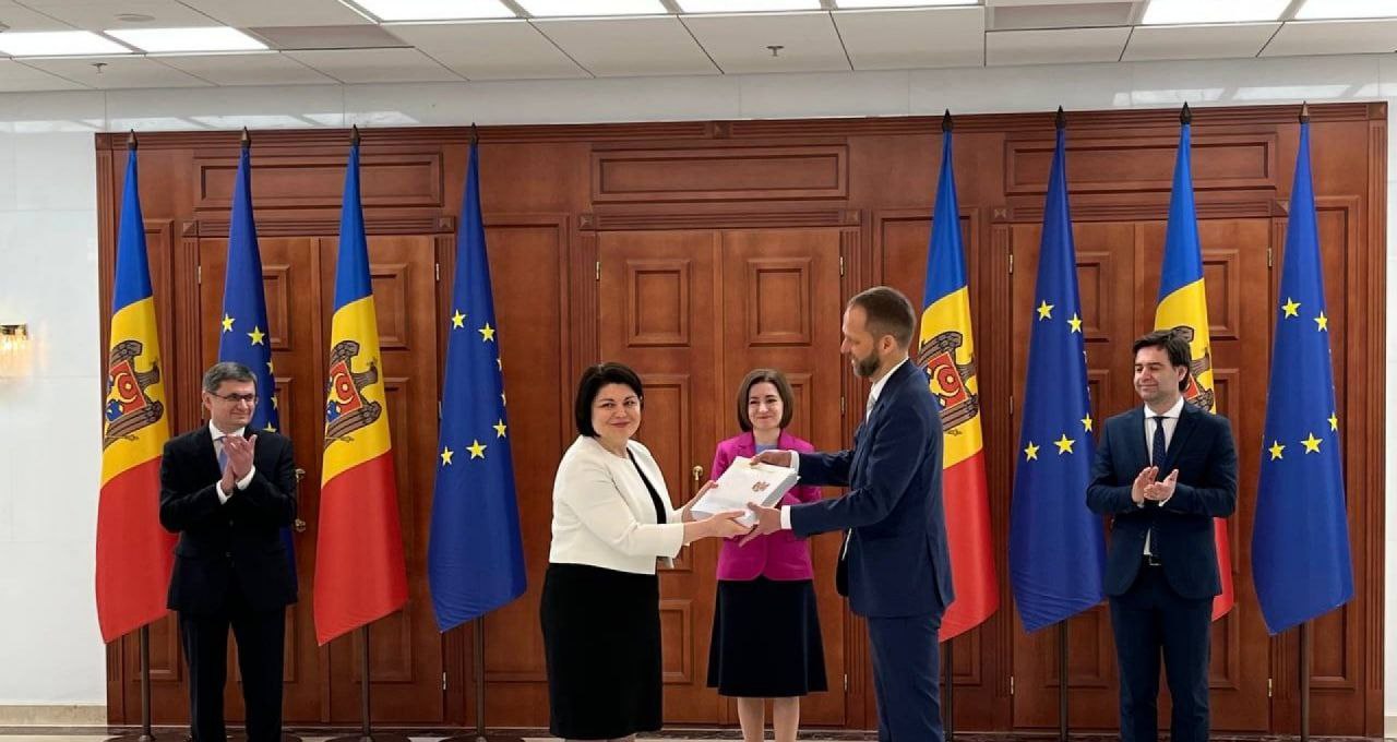 🇲🇩 R. Moldova a completat și transmis prima parte a chestionarului de aderare la Uniunea Europeană