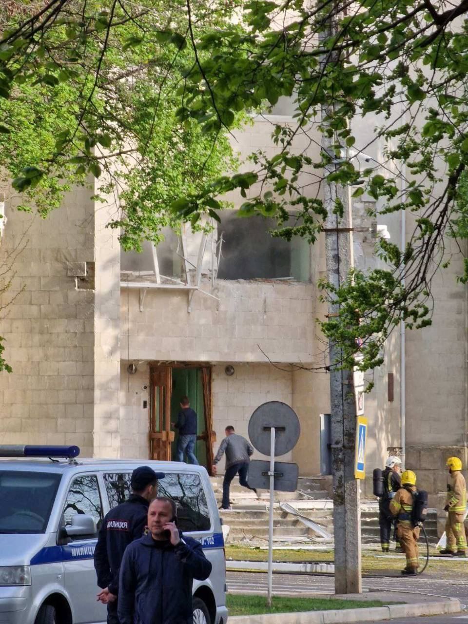 Deocamdată nu se cunoaște mai multă informație, referitor la contextul atacului. Întâmplător sau nu, azi la prânz Ministerul de externe de la Moscova anunța că nu vede niciun risc pentru cetățenii săi din Transnistria