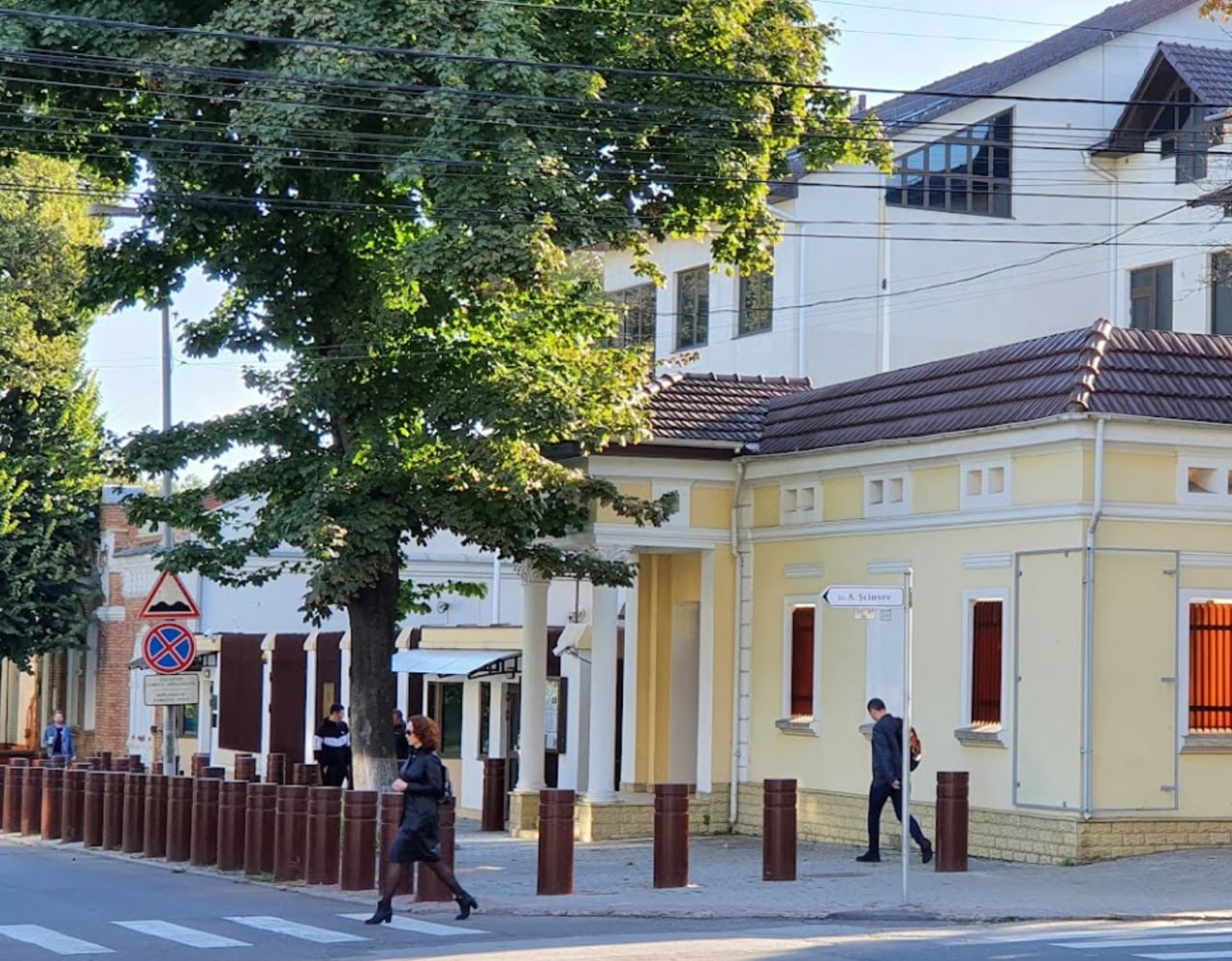 Mesaj liniștitor înainte de 9 Mai din partea Ambasadei Marii Britanii de la Chișinău: Nu este niciun motiv să credem că R. Moldova se află în pericol iminent de agresiune militară