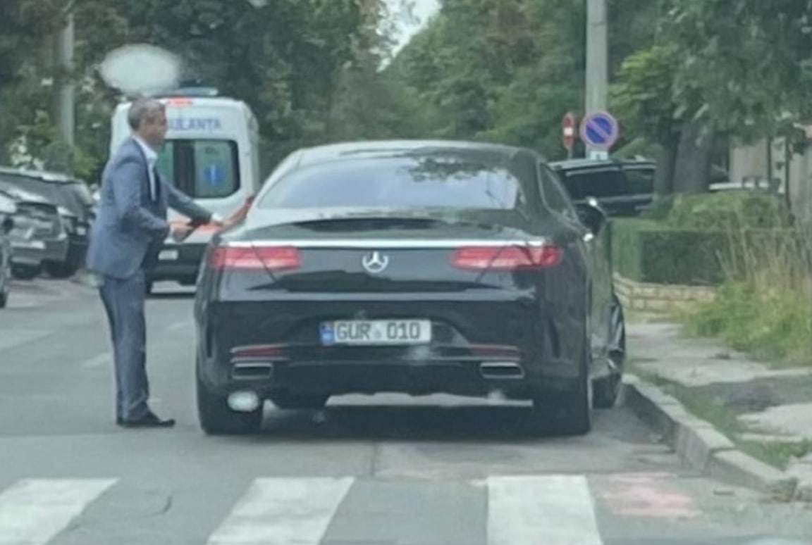 Este vorba de un Mercedes S-Class Coupe. Unele surse spun că în prezent Rurac ar fi fost detașat la CNA, unde șef este Iulian Rusu, numit acolo de PAS. Cu ce se ocupă Rurac nu este clar, însă unele surse spun că "amprenta lui este în tare multe evenimente importante de pe agenda publică (!)"