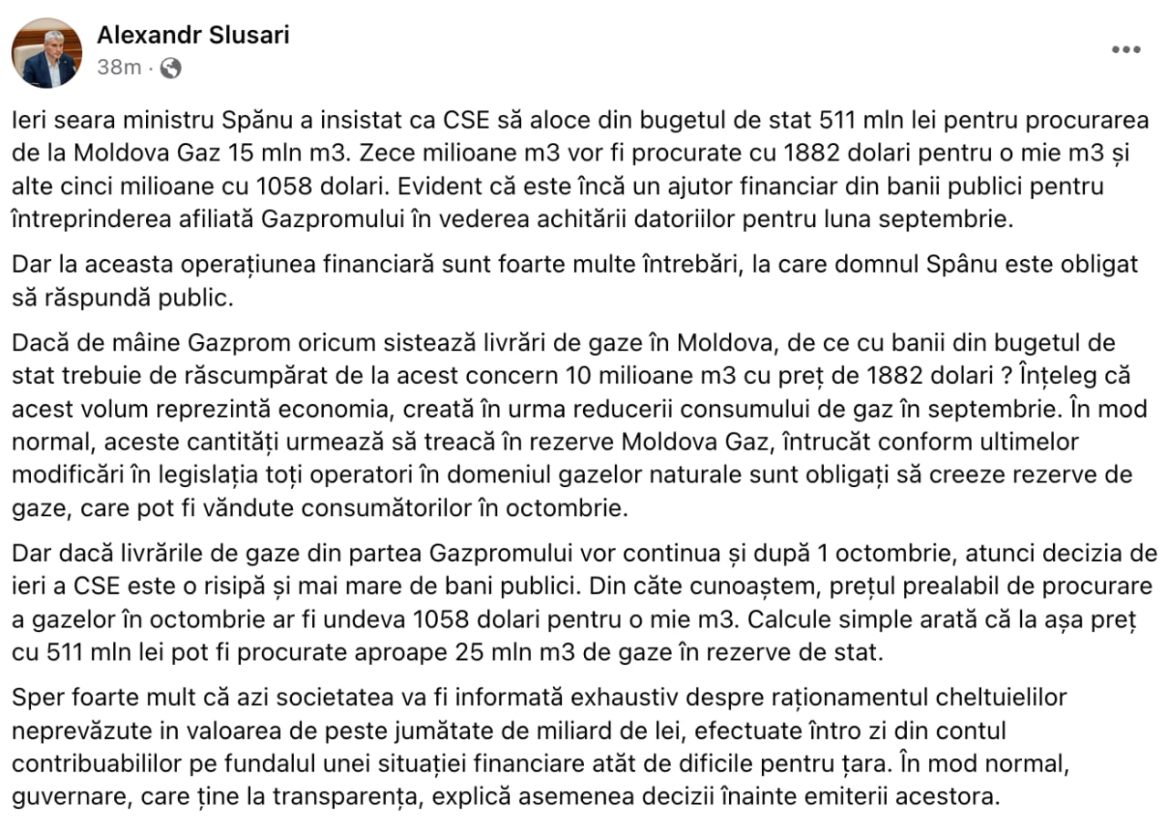 Referitor la modul cum Guvernul face rezerve de gaz, sumele de bani cheltuite pentru un stoc de gaz de 3 zile și deciziile luate de CSE, Alexandru Slusari are mai multe întrebări către ministrul Andrei Spînu: __La această operațiune financiară sunt foarte multe întrebări, la care domnul Spînu este obligat să răspundă public.__