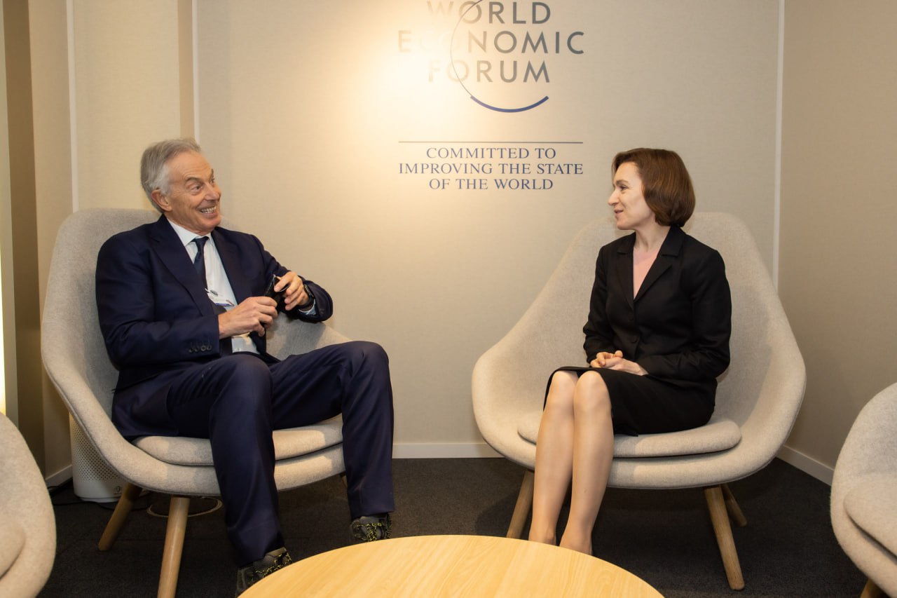 Maia Sandu, pe finalul vizitei la Davos. A avut discuții cu Olaf Scholz, Tony Blair, dar și cu Alex Soros