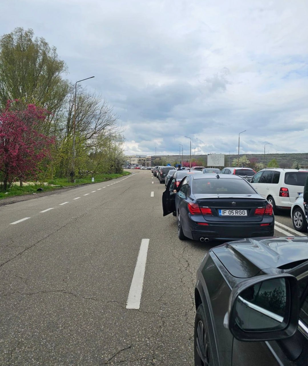 Foto: Azi la vama Leușeni-Albița. "Controlul comun, sufocat" de traficul de mașini în perioada sărbătorilor Pascale