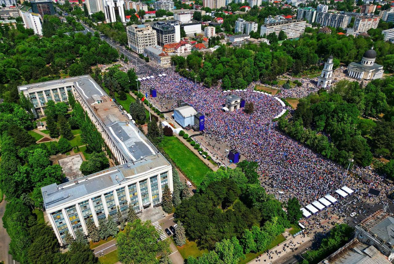 Poliția a anunțat că la Adunarea “Moldova Europeană” au participat peste 75 000 de oameni