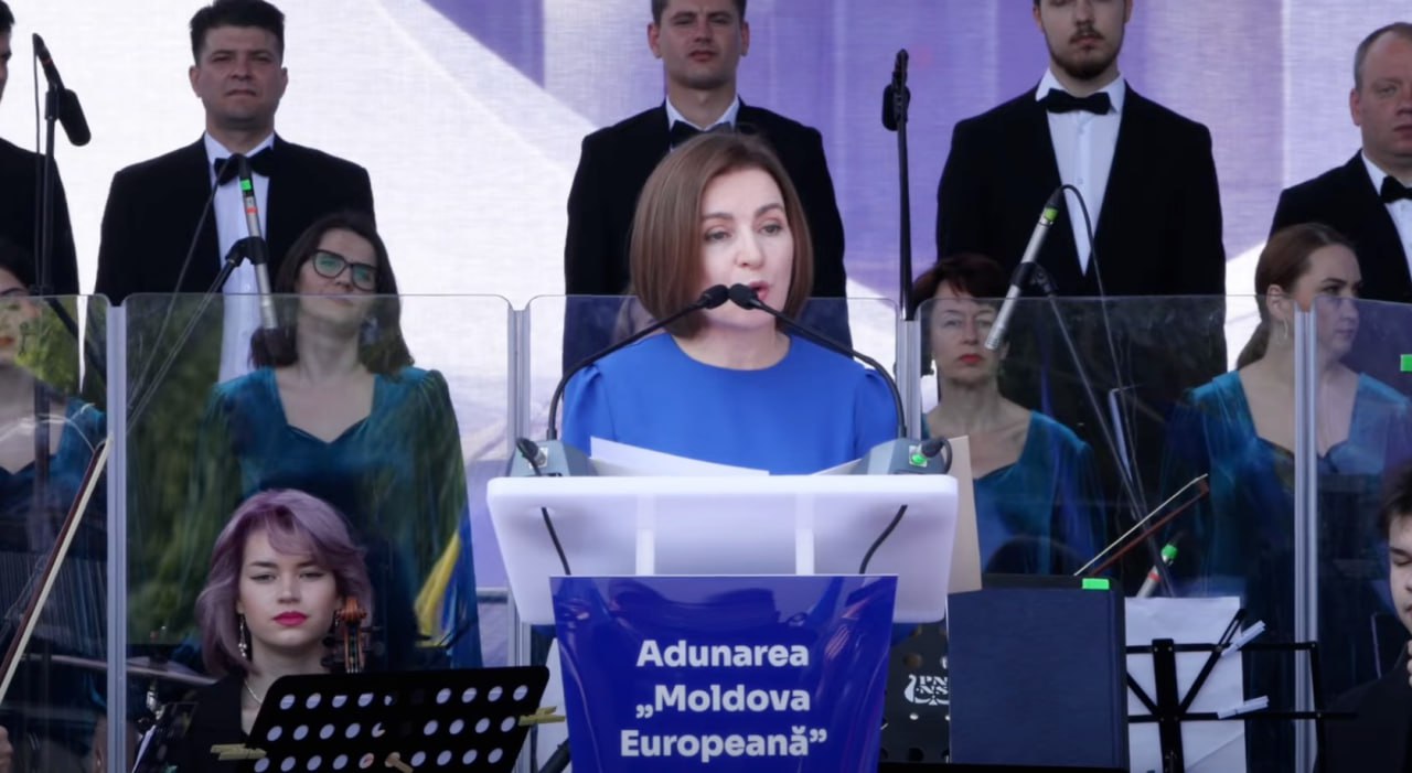 Discursul integral pe Youtube sau în format text aici