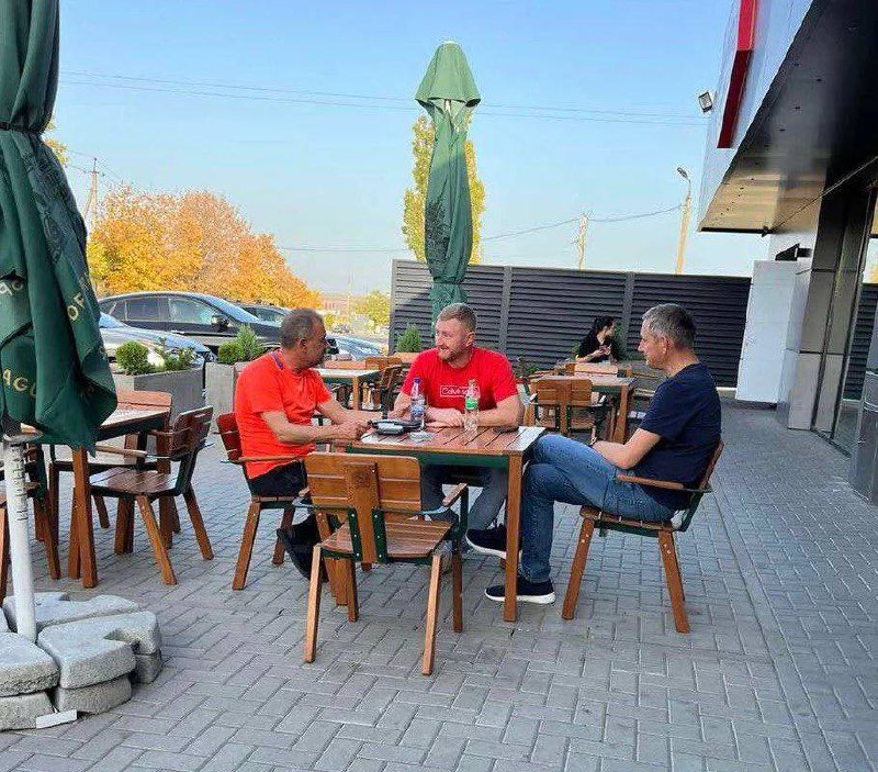 Mihail Bagas, reținut în septembrie de procurori, a fost văzut deja liber. Acesta a confirmat că se află la libertate, după ce procurorii anunțau că Bagas e suspectat de complicitate la finanțarea ilegală a partidelor politice de către Ilan Șor