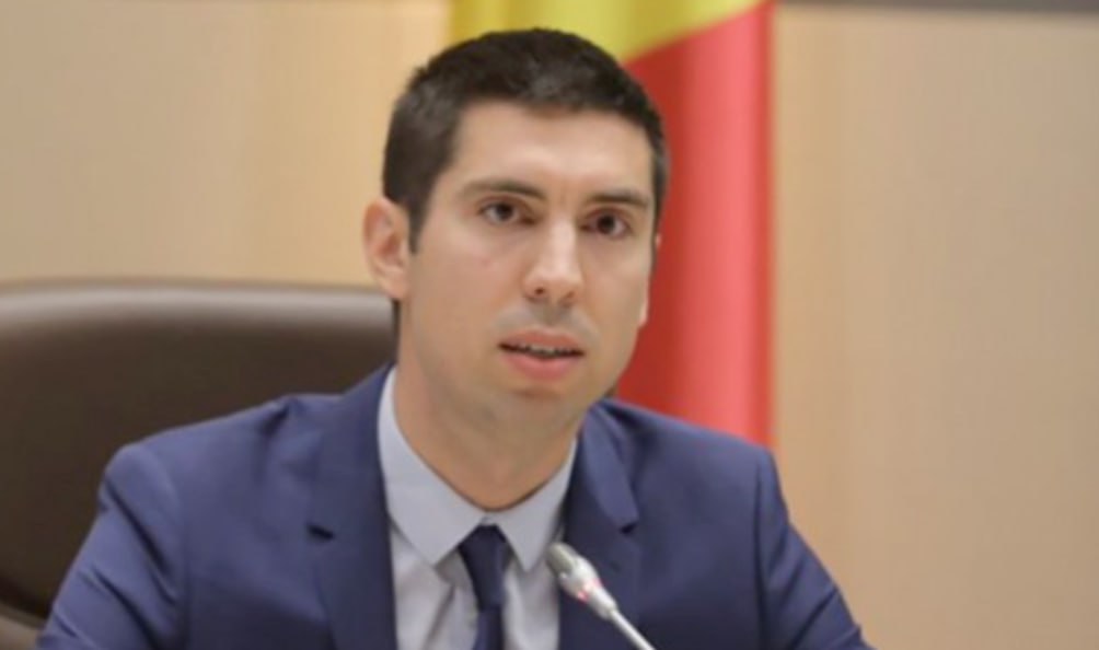 Vicepreședintele Parlamentului, Mihai Popșoi va prelua funcția de ministru de externe. Anunțul a fost făcut azi la ședința Guvernului