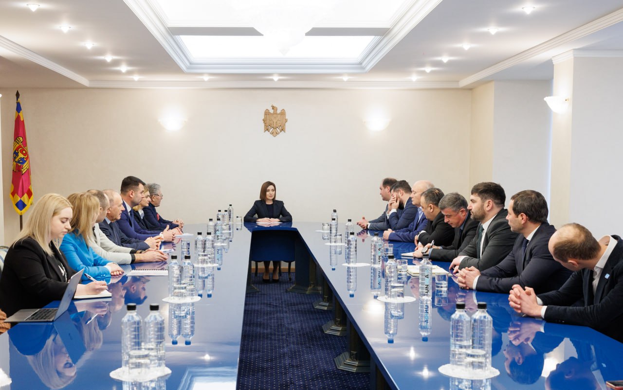 Președinta Maia Sandu a invitat reprezentanții partidelor politice de opoziție pentru a discuta despre referendumul privind aderarea țării la UE