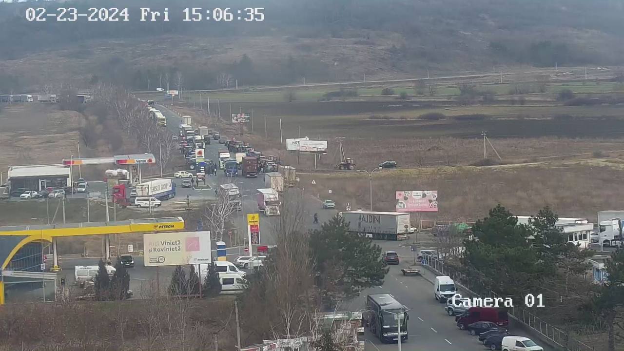 Serviciul vamal anunță că drumul de acces spre postul vamal Leușeni-Albița a fost deblocat, iar circulația mijloacelor de transport reluată în regim normal