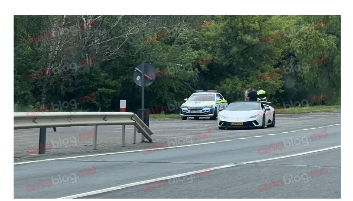 Se pare ca vacanța turiștilor cu Supercaruri va fi memorabilă. După un accident, un al doilea șofer, la volanul unui Lamborghini Huracan de 220 mii de Euro, a făcut cunoștință cu Poliția din R. Moldova