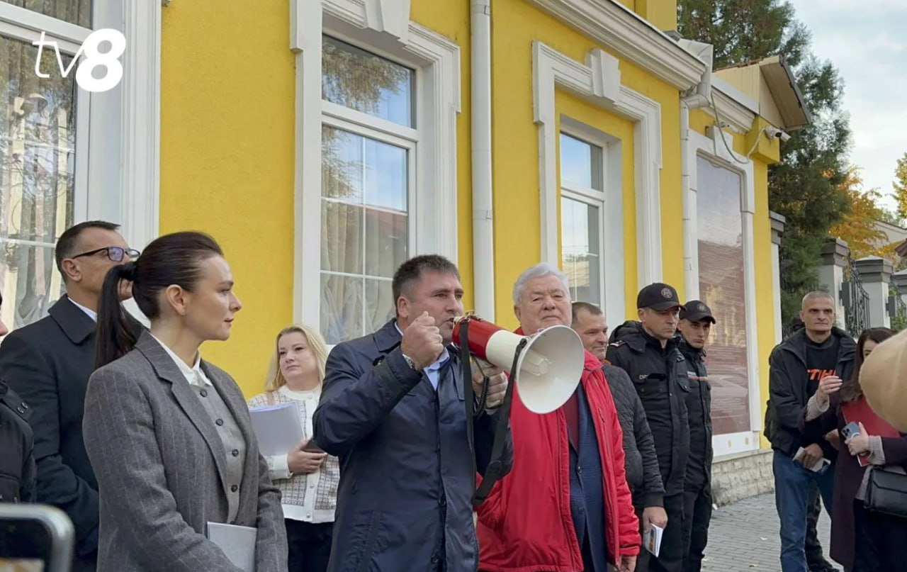 Curtea Constituțională s-a adunat în ședință azi pentru a analiza rezultatele referendumului constituțional