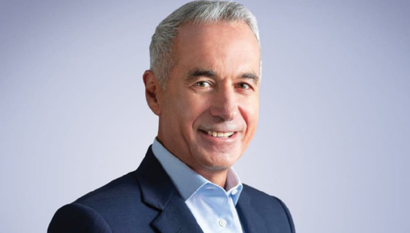 Primele comentarii ale analiștilor români, după surpriza de pe locul 3 din exit-poll-uri - Călin Georgescu: "Este un produs Tik-Tok, vedetă Sputnik, se citează din el ca din Isus Hristos, pro-legionar, etc. a declarat că războiul din Ucraina a fost stârnit de marile companii de arme din SUA, care au interesul să-și plaseze acolo produsele"