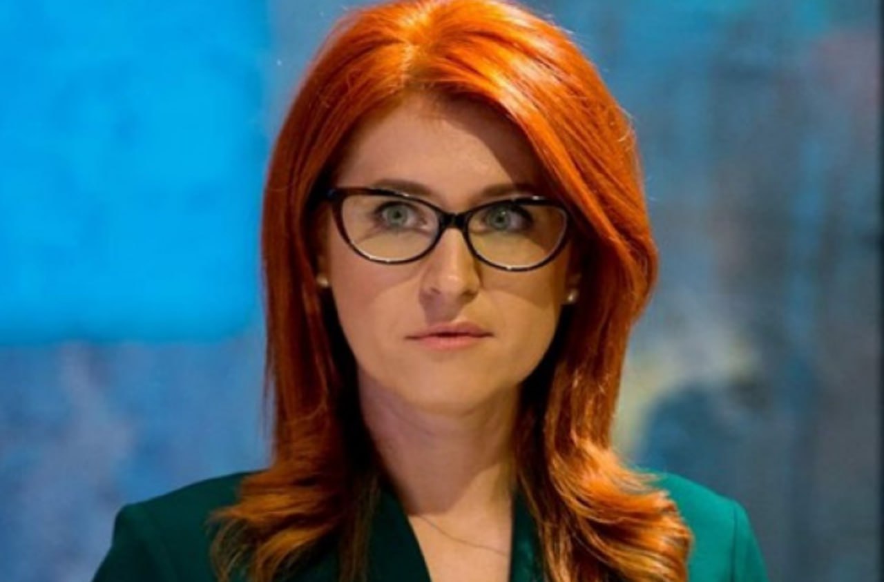 Jurnalista TV8, Mariana Rață, a comentat atacurile în adresa ei și a presei din ultima perioadă. Aceasta s-a referit inclusiv la informațiile cu privire la granturile primite de TV8 pentru a-și asigura existența, spunând că "piticii ascunși sub conturi false de Telegram și Facebook nu s-au îndârjit niciodată la Plahotniuc și Platon, nu răspund în fața legii pentru nimic din ceea ce fac, nu pot să vă arate niciun contract prin care primesc banii, nici cine sunt cei care îi plătesc pentru aceste atacuri". Aceasta menționează că informația a fost aruncată în public să pară criminală, deși contractele sunt oficiale, cu plată de impozite și audit