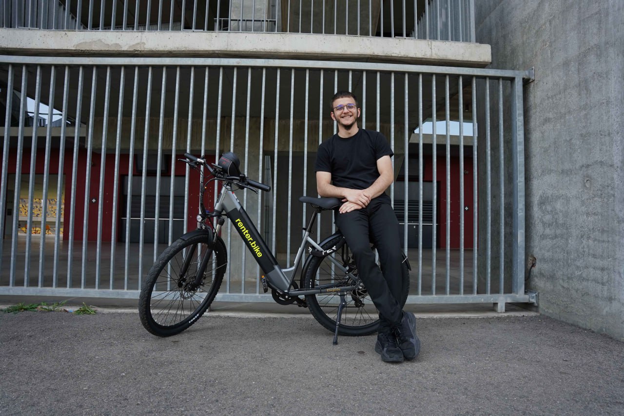  Investește în Renter: Startup pornit pe băncile școlii și ajuns liderul pieței de e-bike subscription pentru livratorii din România și Moldova anunță o oportunitate de investiție cu scopul de a genera €1.000.000 venit anual recurent până la finalul anului 2025