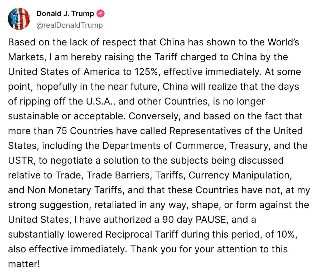 Dubla 3: Trump anunță taxe de 125% pentru mărfurile din China și o pauză de 90 de zile pentru taxele impuse altor țări. În acest interval, președintele american anunță că micșorează taxele la 10% pentru toate țările, până se vor purta negocierile