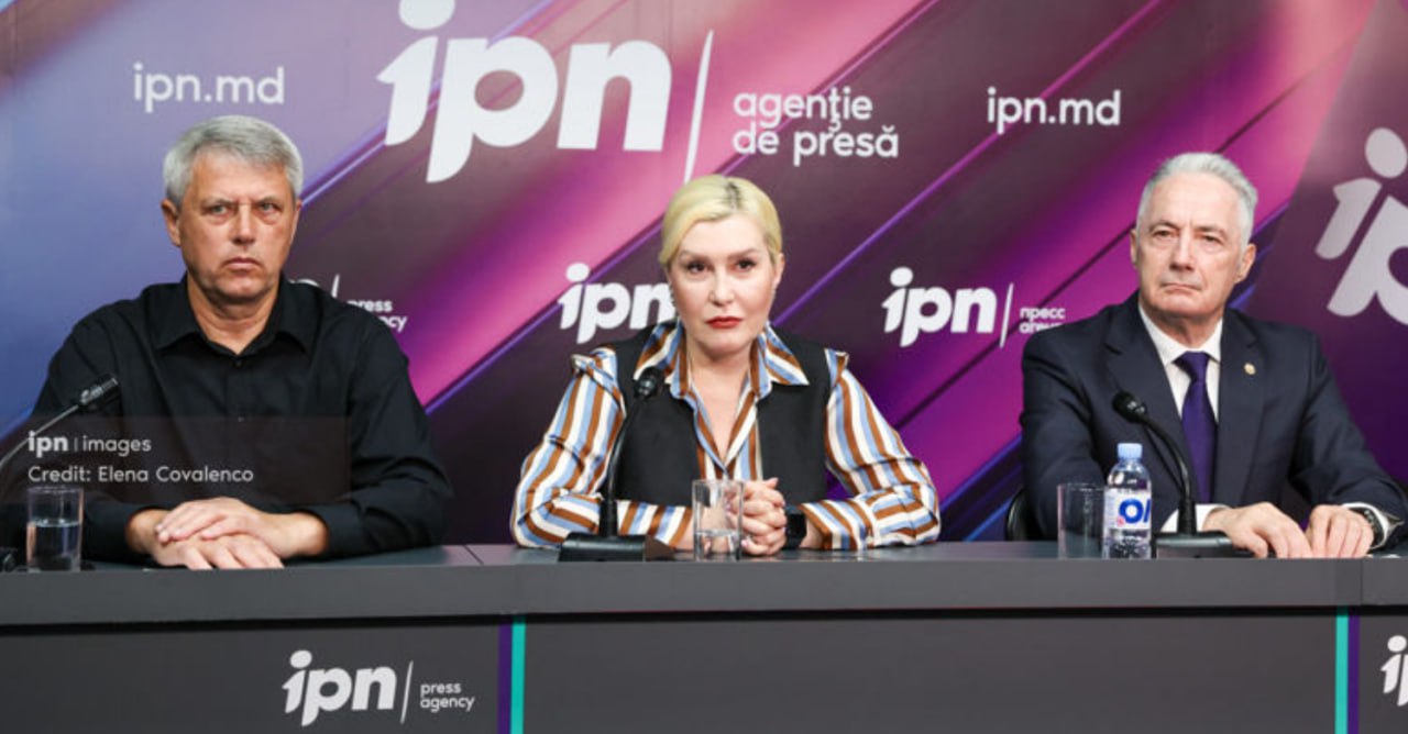 Partidele de stânga din Moldova ar avea intenția să creeze o platformă comună împotriva guvernării. Platforma ar urma să se numească "Pentru Moldova"
