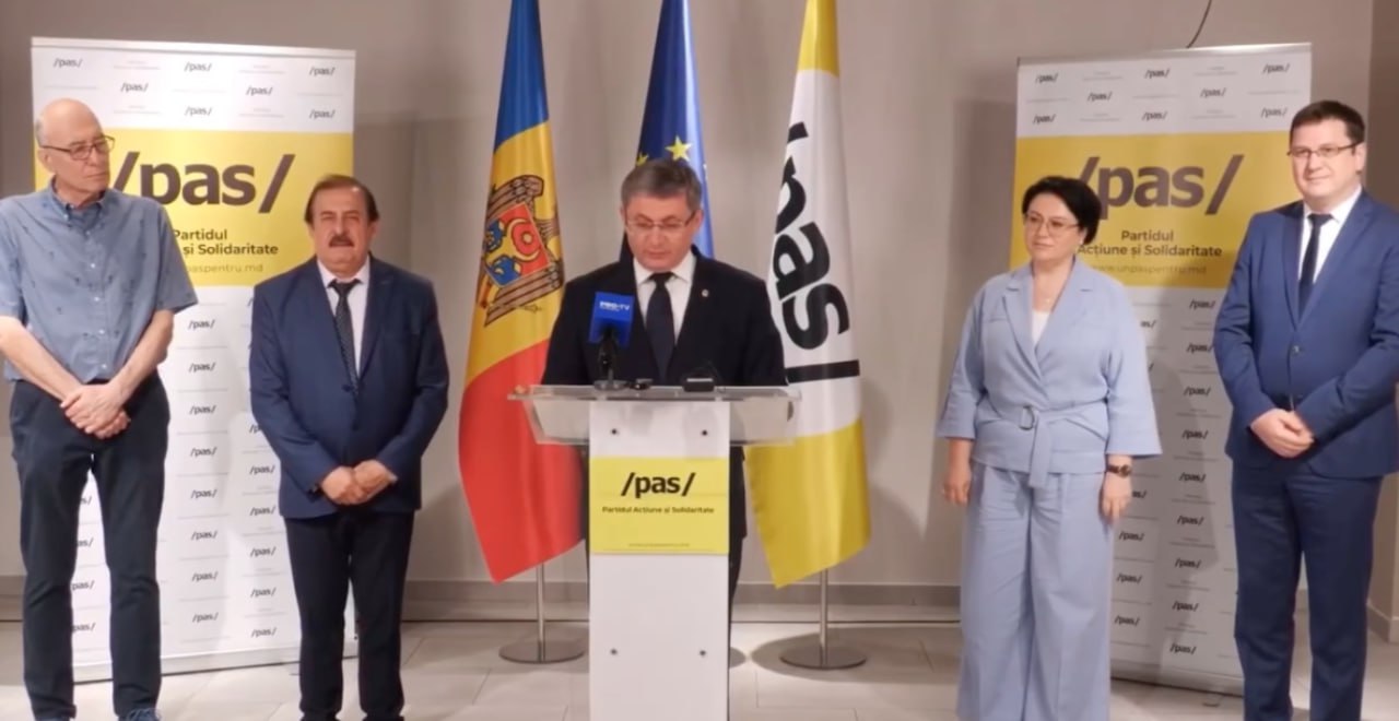 Președintele PAS, Igor Grosu, anunță că Marcel Spătari (fost ministru al Muncii, Familiei și Protecției Sociale), Nicolae Botgros, Constantin Cheianu, Maria Acbaș (antreprenoare din Comrat) vor participa la alegerile parlamentare din toamnă pe lista PAS