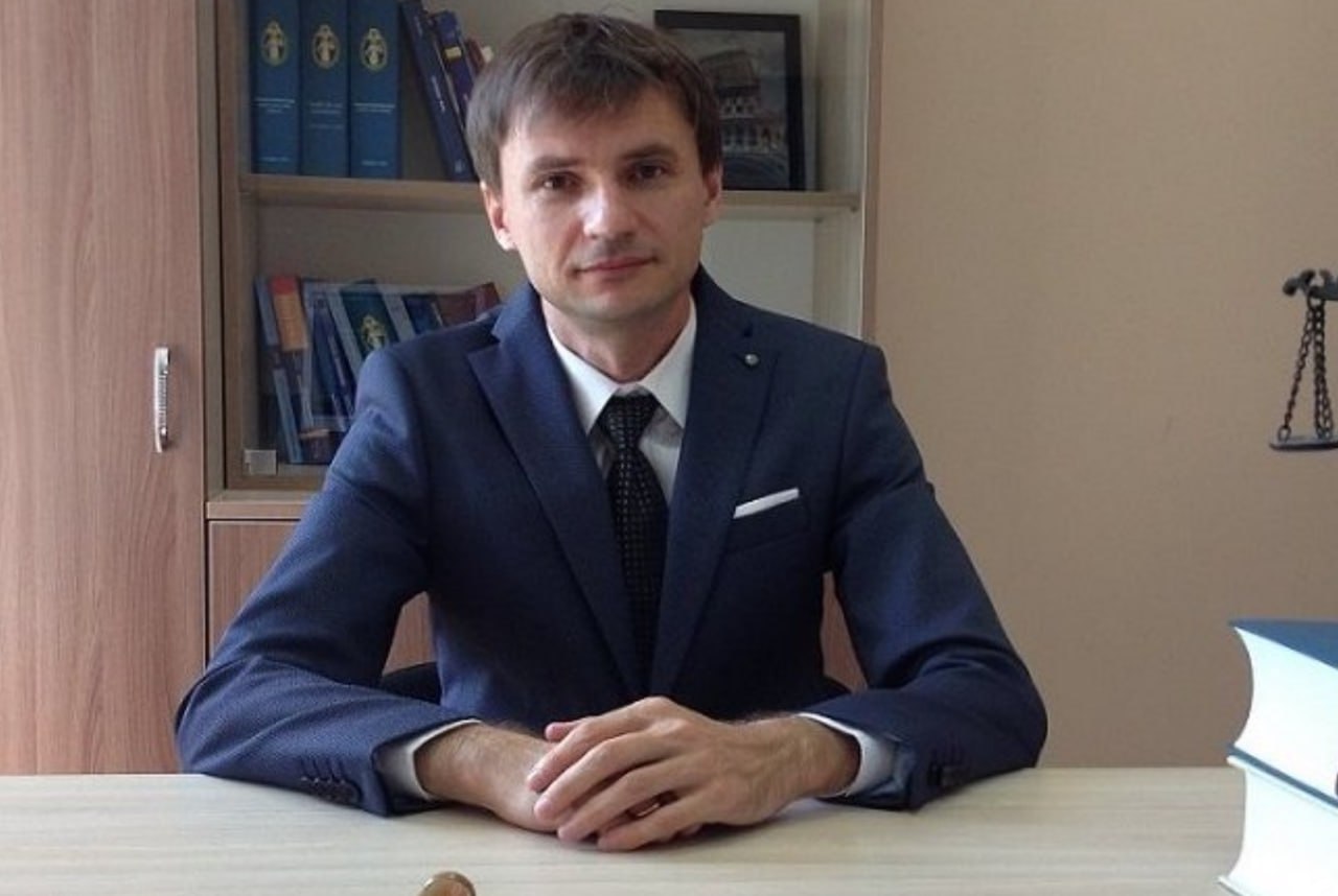 Și CSM se pregătește să trimită un judecător la Curtea Constituțională. Instituția anunță consultări pe candidatura lui Ion Malanciuc, judecătoria Criuleni, transferat temporar la Curtea Supremă de Justiție, singurul care s-a înscris la concurs