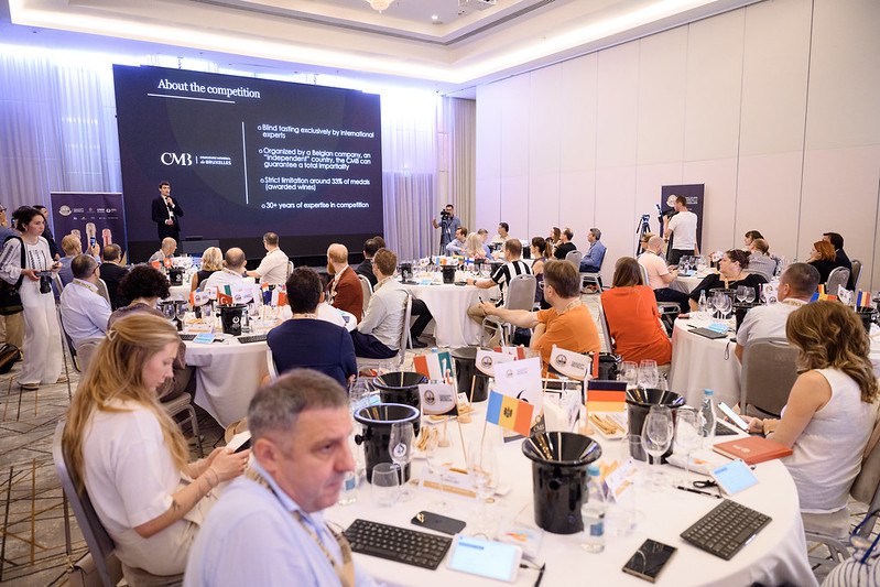 Vinul Moldovei cucerește 21 de medalii la Concours Mondial de Bruxelles – o confirmare a excelenței internaționale. Printre producătorii moldoveni distinși cu Medalia de Aur se regăsesc: