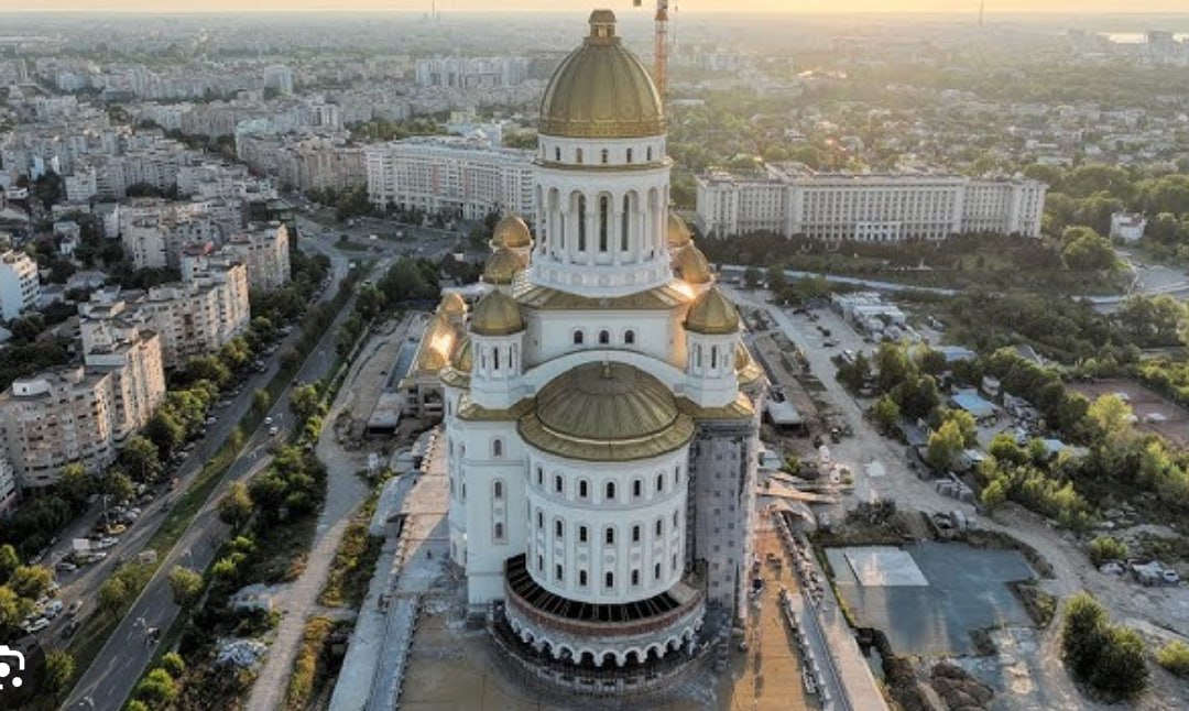 România a inaugurat cea mai mare biserică ortodoxă din lume, Catedrala Mântuirii Neamului