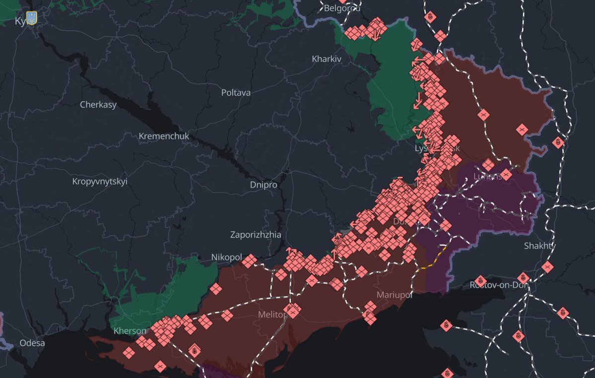 Conform mass-media ucraineană, Putin plănuiește relocarea a peste 100.000 de ruși pe teritoriile ucrainene ocupate. Guvernul rus a elaborat planuri de dezvoltare pentru regiunile Donetsk, Luhansk, Zaporizhzhia și Herson. Potrivit ziarului rus Vedomosti, Rusia a anunțat 15 planuri directoare și 10 proiecte de planificare teritorială destinate creșterii populației. Autoritățile ruse intenționează să dezvolte turismul în teritoriile ocupate, exact cum s-a întâmplat pe vremea URSS
