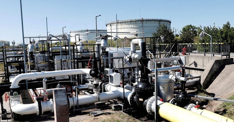 REUTERS: Cel puțin 40% din capacitatea de export de petrol a Rusiei este oprită în urma atacurilor cu drone ucrainene
