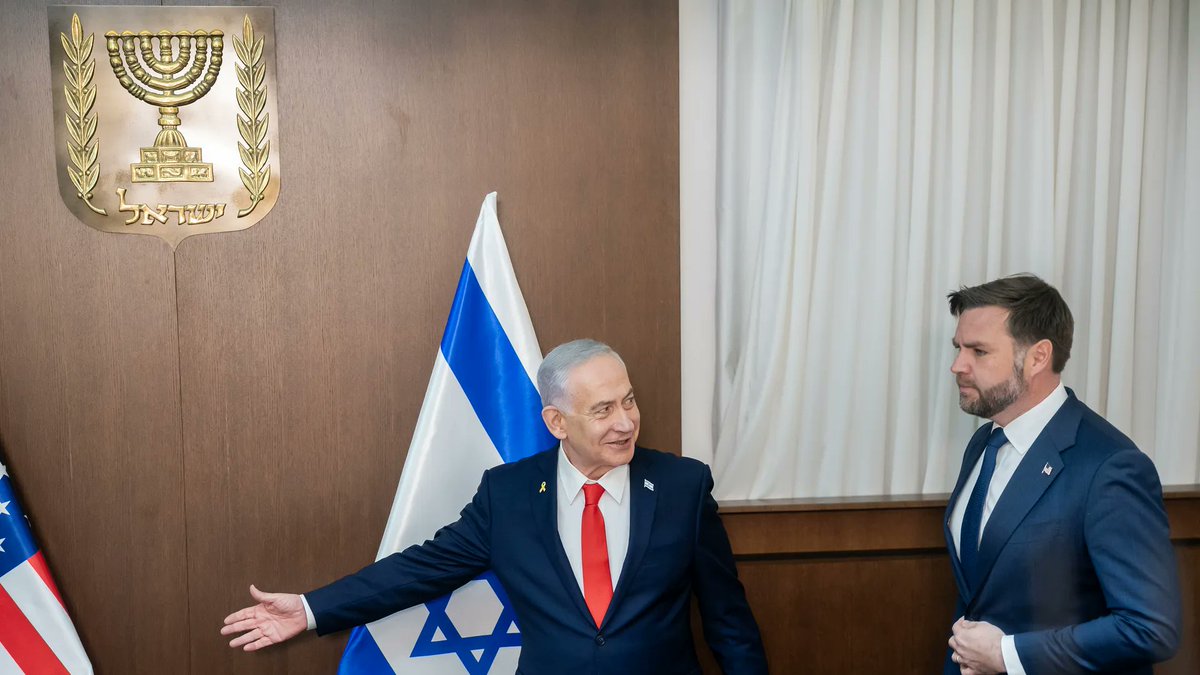 Presa: Un apel telefonic tensionat între JD Vance și Netanyahu a expus fricțiuni în creștere între Washington și Israel privind presupunerile din spatele războiului. În cadrul convorbirii, Vance l-a provocat direct pe Netanyahu cu privire la perspectiva sa anterioare războiului, susținând că aceasta fusese prea optimistă, în special în ceea ce privește probabilitatea unei schimbări de regim. O sursă din partea SUA a declarat că Netanyahu a prezentat conflictul ca fiind ușor și că schimbarea de regim era aproape sigură