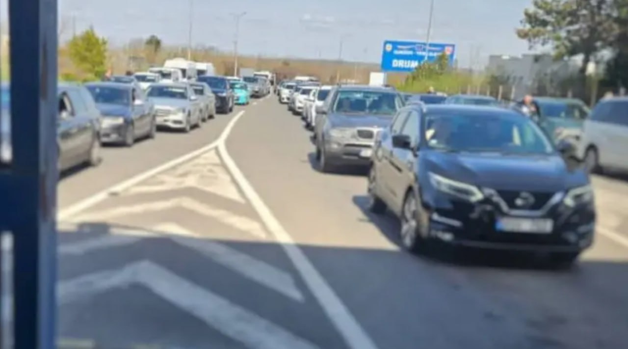 Se stă la coadă la vama Leușeni! Trafic intens la ieșirea din țară după sărbătorile de Paște
