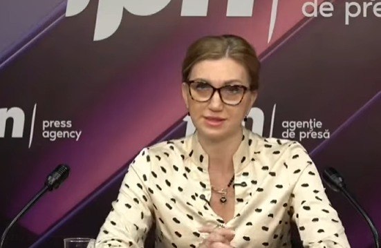 Olga Tăbîrță, fostă membră PAS din organizația Ciocana, susține că a fost exclusă ilegal din partid fără audiere prealabilă. Ea afirmă că excluderea a avut loc după ce a vorbit public despre presupuse scheme de corupție ale unui demnitar de stat și anunță că va contesta decizia