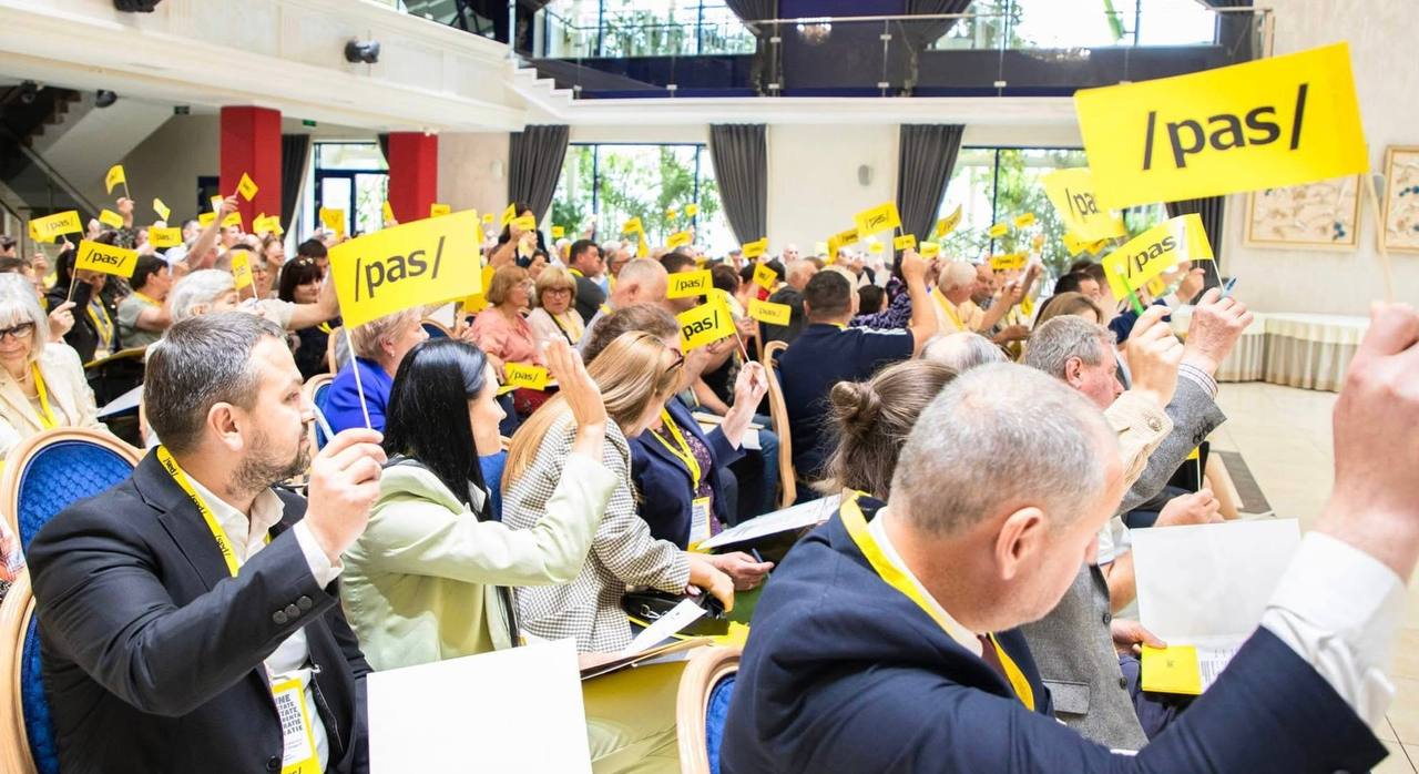 Ramiz Ansarov, noul primar al municipiului Orhei, a fost membru al Partidului Acțiune și Solidaritate din octombrie 2023 până în decembrie 2024, când și-a depus cererea de retragere din partid invocând motive personale