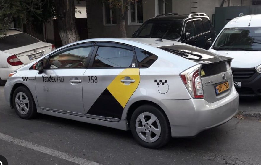 China a lansat o rachetă în spațiu fără avertismente de siguranță și fără a face un anunț oficial / Beijingul transportă un lot de sateliți