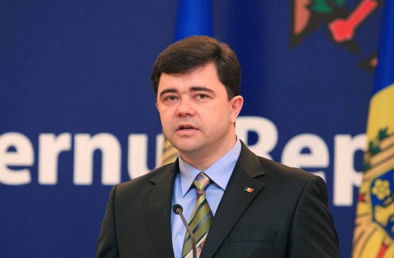 Victor Osipov, fost vicepremier al Republicii Moldova, a fost eliberat din penitenciar și plasat sub control judiciar în dosarul „magazinelor duty-free”. Acesta a depus o plângere la Curtea Europeană a Drepturilor Omului împotriva statului moldovenesc pentru încălcarea prezumției de nevinovăție