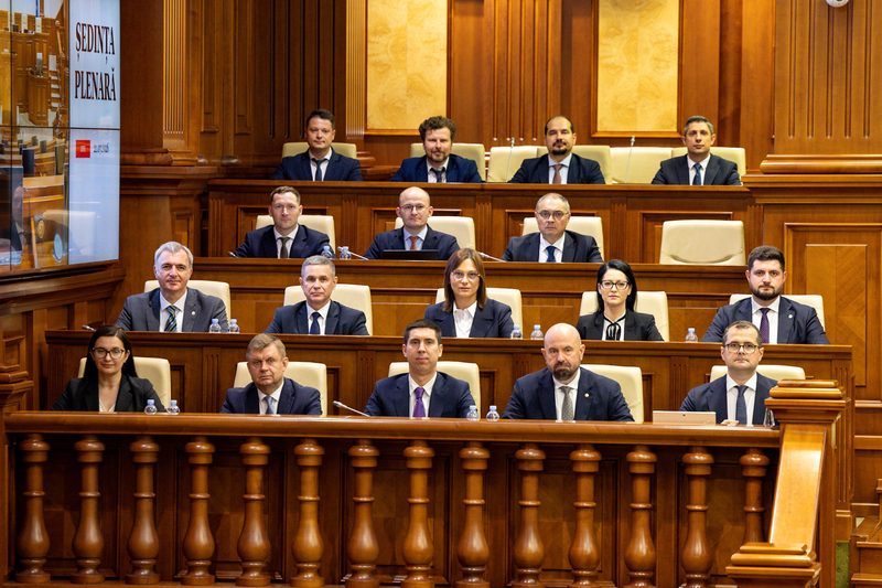 Ultimă oră! Guvernul Tofan a fost învestit cu 53 de de voturi ale guvernării PAS