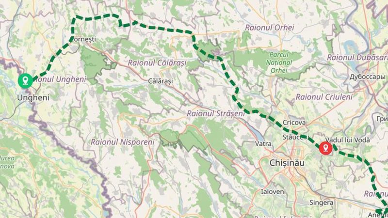 Traseul primei autostrăzi din istoria R. Moldova. Administrația Națională a Drumurilor din Moldova a lansat licitația pentru studiul de fezabilitate privind construcția unui tronson de 125 de kilometri al autostrăzii A8, între Ungheni și Budești, lângă Chișinău. Contractul este estimat la 87,9 milioane de lei, iar studiul trebuie finalizat până în septembrie 2027 și va sta la baza etapelor ulterioare de proiectare și construcție a autostrăzii A8 Ungheni–Chișinău–Odesa